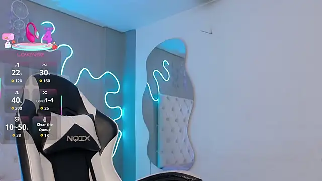 Snapshot of natasha__black chatting on 11/23/25, 07:35 natasha black online show from 11/23/25, 07:35