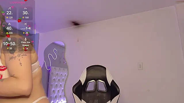 natasha  black online show from 02/11/26, 07:36