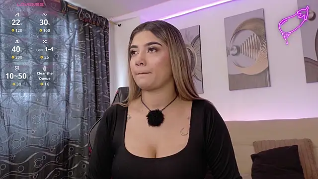natasha  black online show from 06/25/26, 07:41
