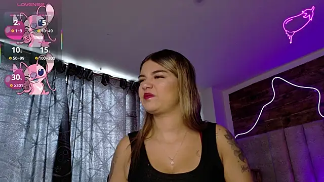 natasha  black online show from 12/21/25, 07:37