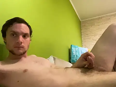 Snapshot of YoungTopGuy chatting on 03/04/26, 08:44 YoungTopGuy online show from 03/04/26, 08:44