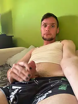 YoungTopGuy online show from 04/27/26, 04:49