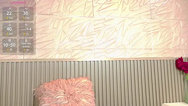 Gaviluc  online show from 11/18/25, 10:40