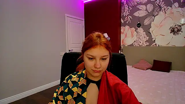 AngelinaLow online show from 04/04/26, 05:36