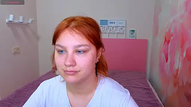 AngelinaLow online show from 05/29/26, 11:27