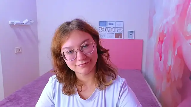 AngelinaLow online show from 11/11/25, 12:33