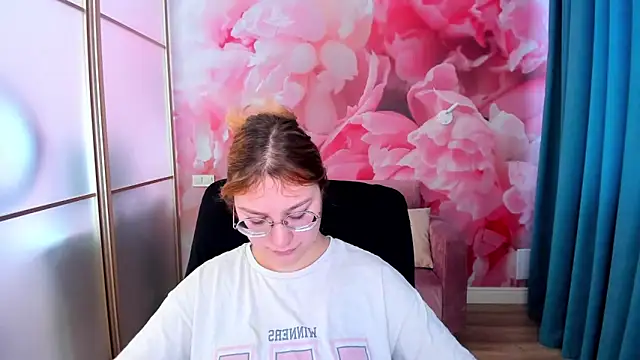 AngelinaLow online show from 02/24/26, 12:50