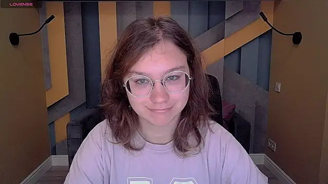 AngelinaLow online show from 11/16/25, 06:29