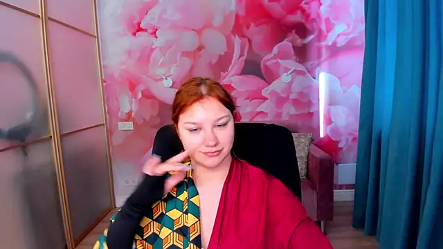 AngelinaLow online show from 04/08/26, 05:31