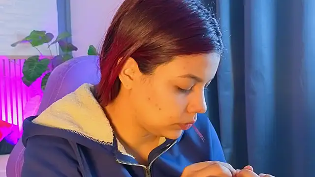 TiffanyWalk online show from 03/05/26, 12:24