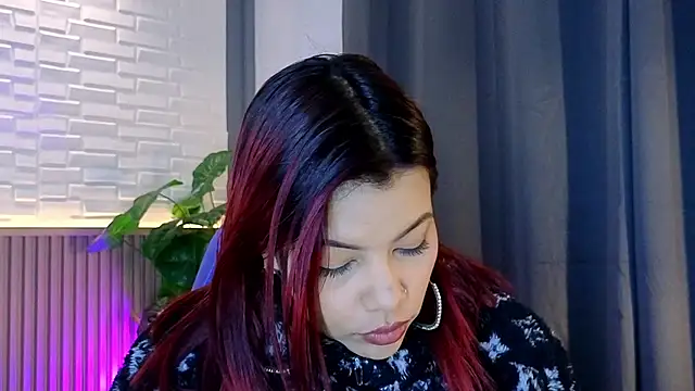 Snapshot of TiffanyWalk chatting on 10/23/25, 10:36 TiffanyWalk online show from 10/23/25, 10:36