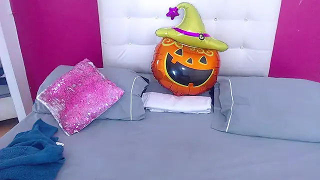 goldenn ass1 online show from 11/13/25, 10:24