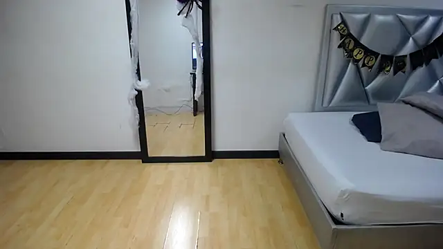 goldenn ass1 online show from 10/31/25, 10:38