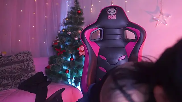 Madison Mayer online show from 12/15/25, 12:55