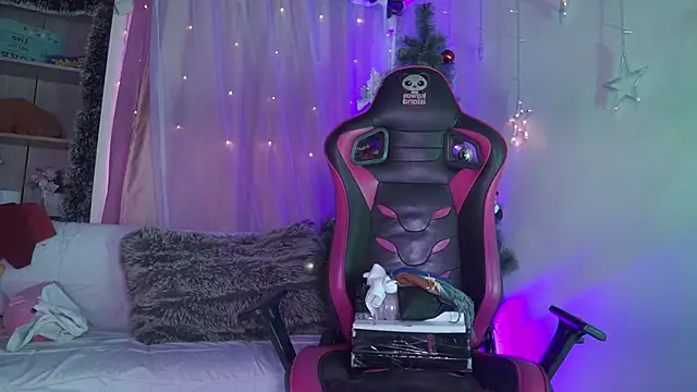 Madison Mayer online show from 12/16/25, 12:53