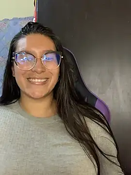 Snapshot of cloe_starr chatting on 03/20/25, 01:13 cloe starr online show from 03/20/25, 01:13