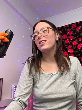 SpaceCowWhore online show from 02/17/26, 04:59