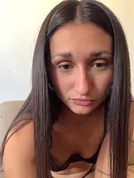 luci brecman online show from 04/11/26, 03:59