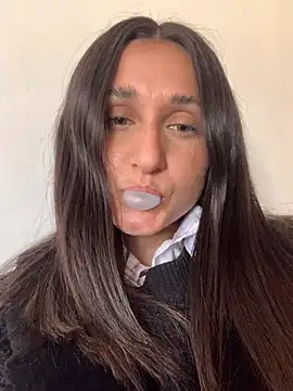 luci brecman online show from 05/26/26, 03:21