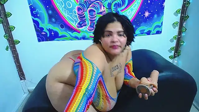 latina bigboos25 online show from 11/27/25, 02:45