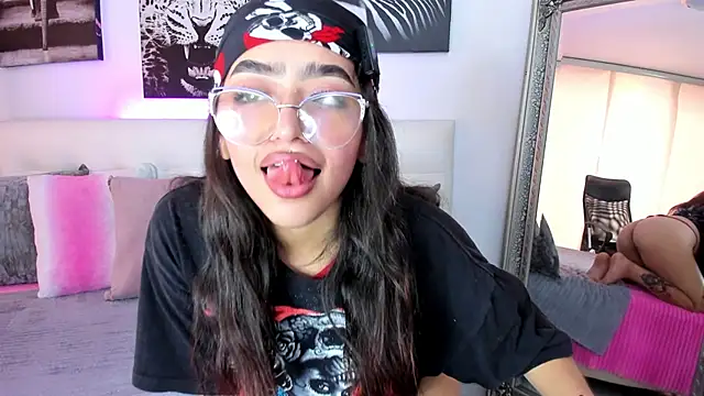 Snapshot of sophie-carter chatting on 02/17/26, 07:11 sophie-carter online show from 02/17/26, 07:11