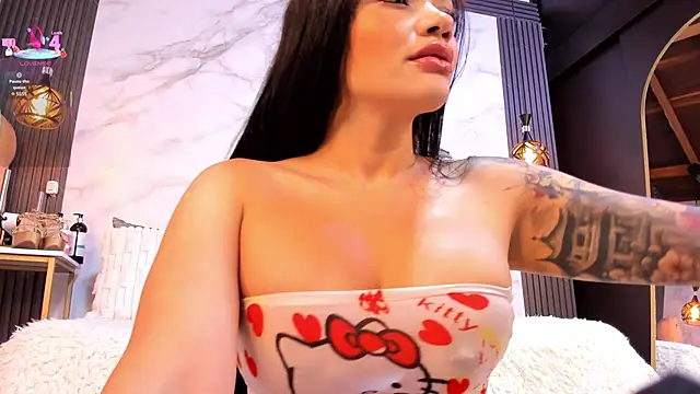 palomabela online show from 11/21/25, 08:41