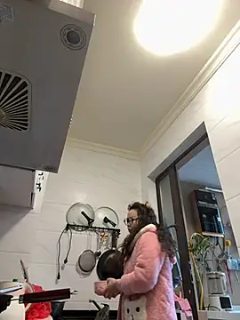 aa520uv online show from 03/01/26, 03:17