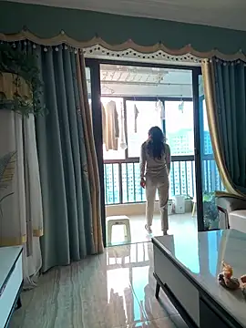 aa520uv online show from 04/15/26, 01:55