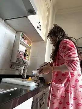 aa520uv online show from 03/12/26, 01:33