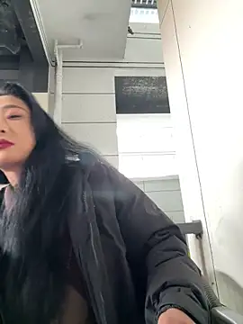 linger-23 online show from 03/17/26, 05:21