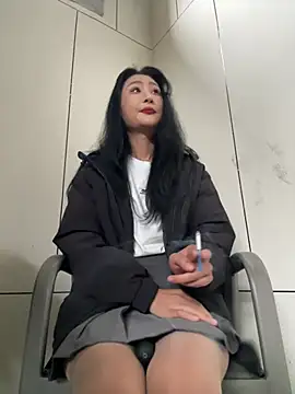 linger-23 online show from 03/27/26, 08:26