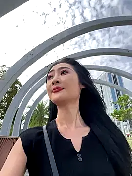 linger-23 online show from 10/29/25, 05:50