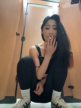 linger-23 online show from 05/07/26, 08:07