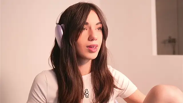 mystica  online show from 11/03/25, 12:20