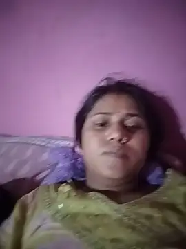 Snapshot of Ayeshaji chatting on 05/23/26, 06:29 Ayeshaji online show from 05/23/26, 06:29