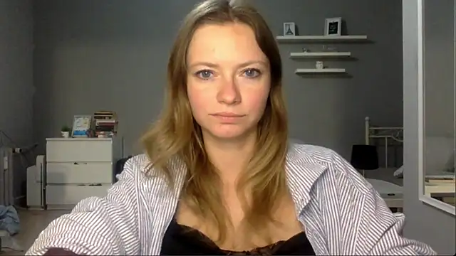 MillieShow online show from 12/22/25, 10:54