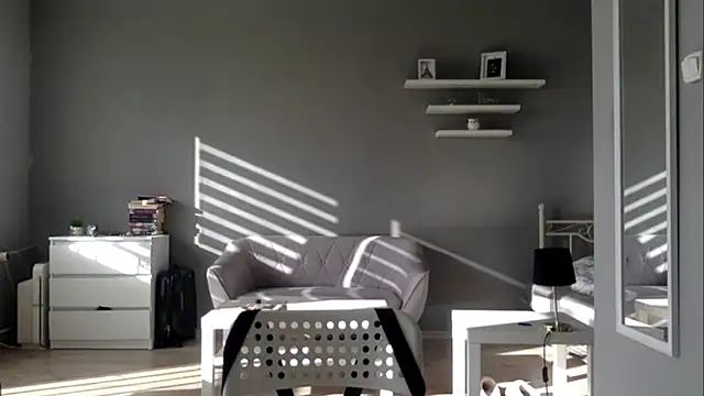 MillieShow online show from 10/26/25, 08:37