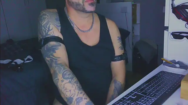 luivksmad online show from 12/02/25, 05:20