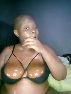 HerPleasure2025 online show from 11/04/25, 08:56