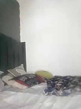 HerPleasure2025 online show from 03/12/26, 07:12