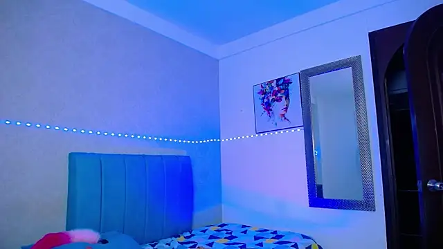 kriss sweetboobs10 online show from 02/12/26, 12:38