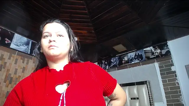 Snapshot of kriss_sweetboobs10 chatting on 10/11/25, 12:17 kriss sweetboobs10 online show from 10/11/25, 12:17