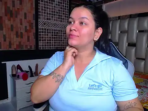 Snapshot of kriss_sweetboobs10 chatting on 09/19/25, 12:42 kriss sweetboobs10 online show from 09/19/25, 12:42