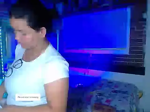 kriss sweetboobs10 online show from 04/15/26, 12:42