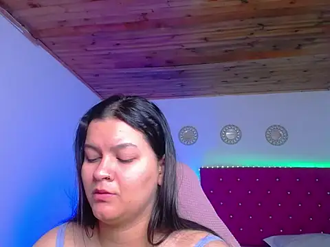 kriss sweetboobs10 online show from 01/13/26, 12:09