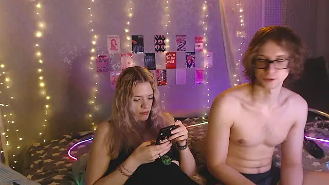 Your Horny Friends online show from 03/25/26, 04:50