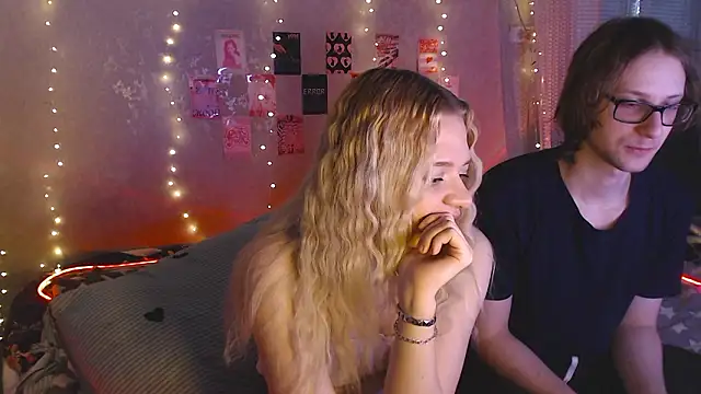 Your Horny Friends online show from 03/20/26, 01:45