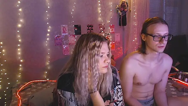 Your Horny Friends online show from 04/19/26, 02:51