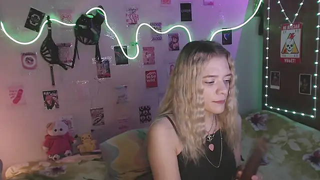 Your Horny Friends online show from 11/04/25, 01:26