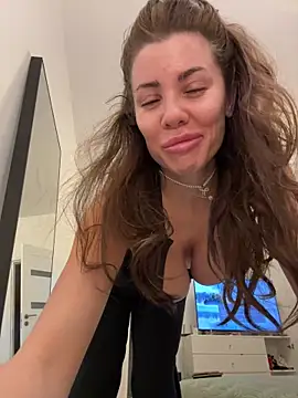 CelineReys online show from 02/13/26, 06:41